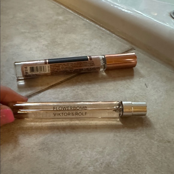 4 mini spray perfumes - Picture 4 of 6